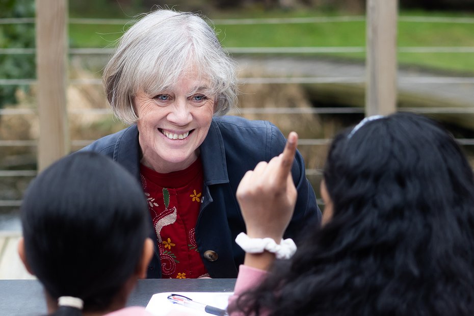 Professor Dame Angela McLean talking to pupils in the garden at Science Oxford Centre